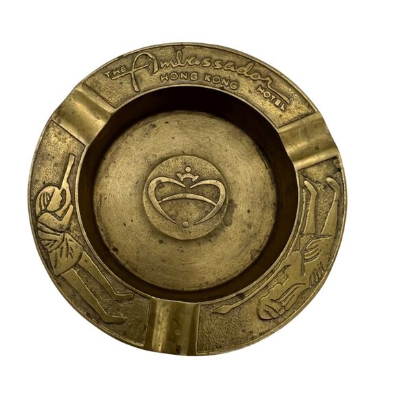 Vintage Brass Ashtray Ambassador Hong Kong Hotel Collectible w/ Engraved Figures - Picture 1 of 6